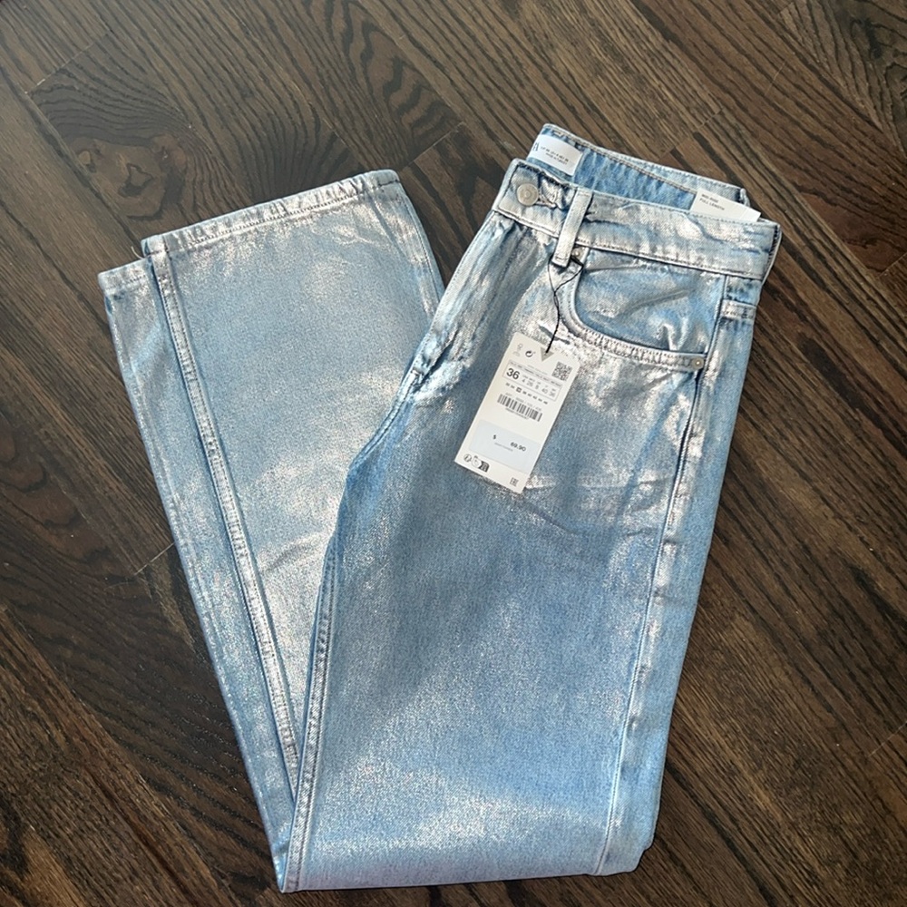 Zara Mid Rise Full Length Straight Fit